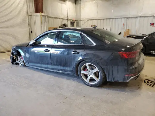 WAUC4AF48JA094753 2018 AUDI RS4 - Image 2