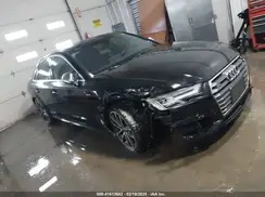 WAUC4AF49JA001268 2018 AUDI S4