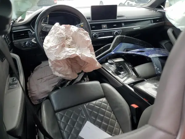 WAUC4AF49JA002064 2018 AUDI RS4 - Image 8