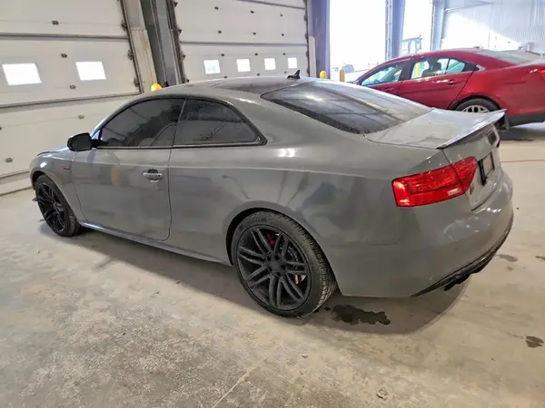 WAUC4AFR5GA026785 2016 AUDI S5 - Image 2