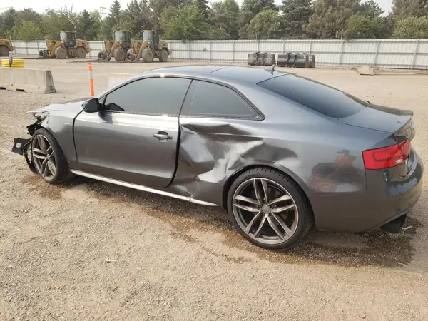 WAUC4AFR6GA010725 2016 AUDI RS5 - Image 2