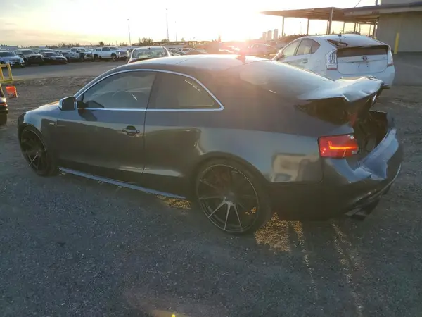 WAUC4AFR7GA027761 2016 AUDI RS5 - Image 2