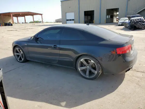WAUC4AFR7GA035665 2016 AUDI RS5 - Image 2