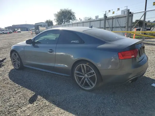 WAUC4AFR7GA053115 2016 AUDI RS5 - Image 2