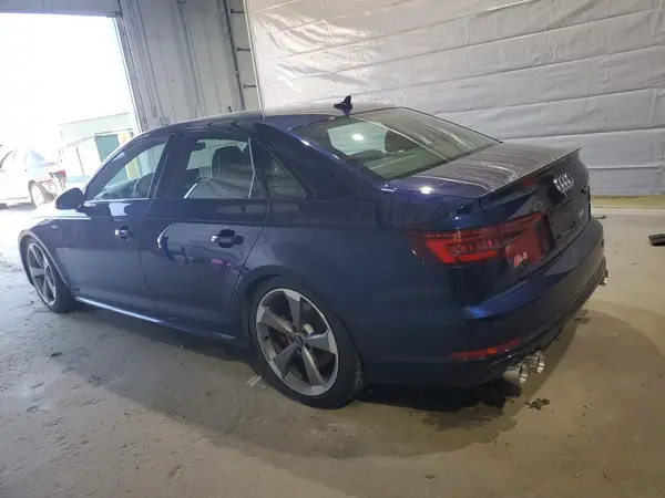 WAUC4BF47JA136772 2018 AUDI RS4 - Image 2