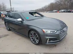 WAUC4CF50JA017122 2018 AUDI S5