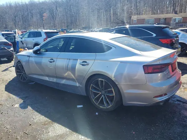WAUC4CF50JA064960 2018 AUDI RS5 - Image 2