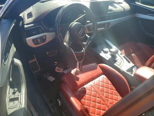 WAUC4CF50JA064960 2018 AUDI RS5 - Image 8