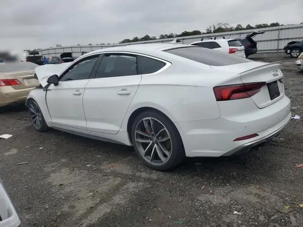 WAUC4CF50JA066482 2018 AUDI S5 - Image 2