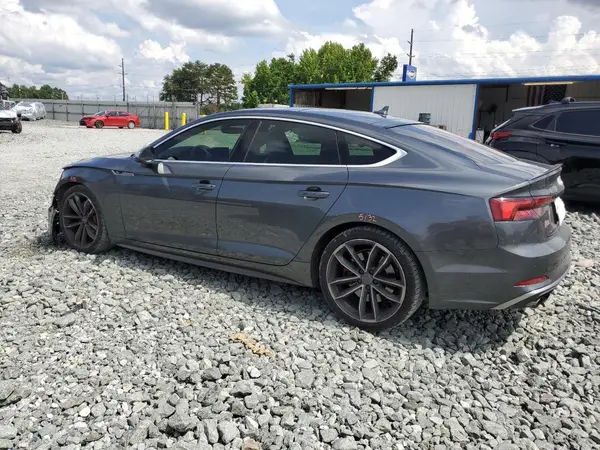 WAUC4CF50JA072346 2018 AUDI RS5 - Image 2
