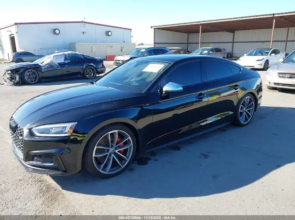 WAUC4CF50JA079250 2018 AUDI S5 - Image 2