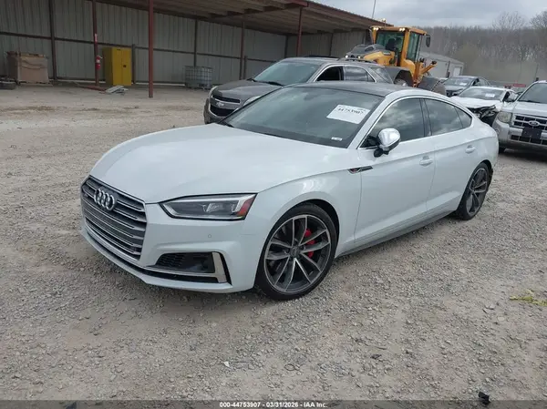 WAUC4CF50JA108908 2018 AUDI S5 - Image 2