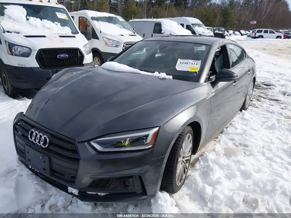 WAUC4CF50KA096891 2019 AUDI S5 - Image 2