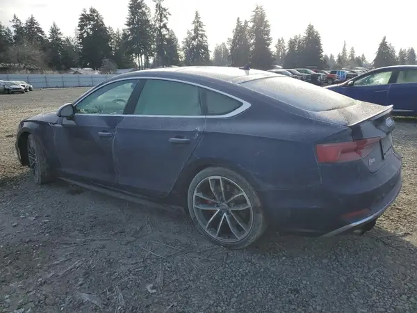 WAUC4CF51JA012432 2018 AUDI RS5 - Image 2