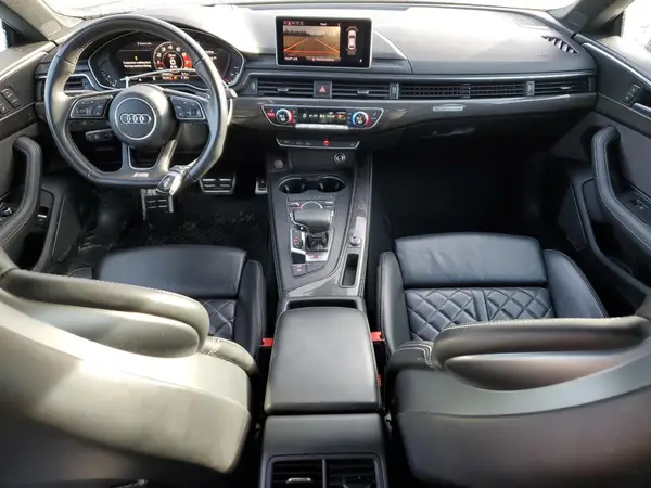 WAUC4CF51JA012432 2018 AUDI RS5 - Image 8