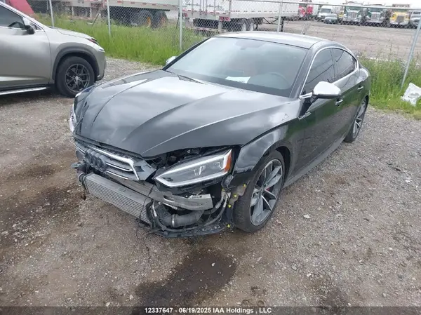 WAUC4CF51JA013256 2018 AUDI S5 - Image 2