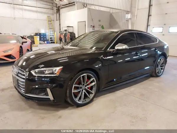 WAUC4CF51JA076292 2018 AUDI S5 - Image 2
