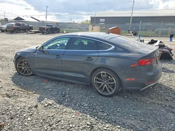 WAUC4CF51JA083128 2018 AUDI RS5 - Image 2