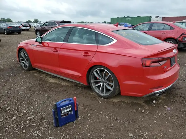 WAUC4CF51JA090631 2018 AUDI RS5 - Image 2