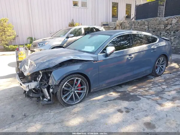 WAUC4CF51JA120601 2018 AUDI S5 - Image 2