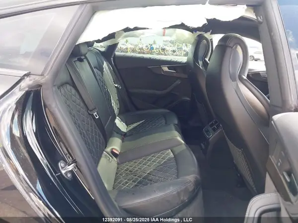 WAUC4CF51KA076102 2019 AUDI S5 - Image 8