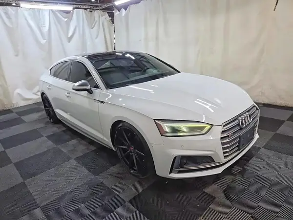 WAUC4CF52JA039705 2018 AUDI S5 - Image 1