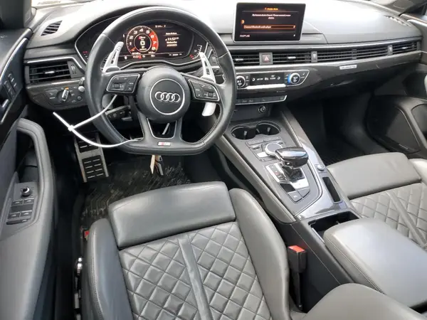 WAUC4CF52JA061798 2018 AUDI RS5 - Image 8