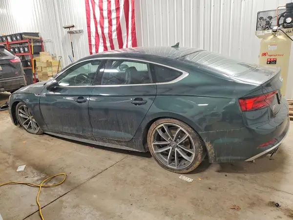 WAUC4CF52JA063244 2018 AUDI RS5 - Image 2