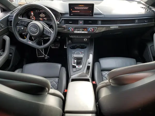 WAUC4CF52JA103855 2018 AUDI RS5 - Image 8
