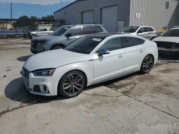 WAUC4CF52JA117965 2018 AUDI RS5 - Image 1