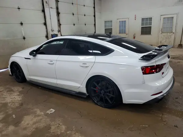 WAUC4CF52JA130859 2018 AUDI RS5 - Image 2