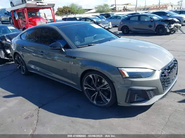 WAUC4CF52PA002923 2023 AUDI S5 - Image 1