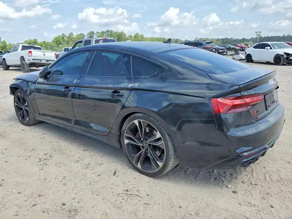 WAUC4CF52RA070917 2024 AUDI RS5 - Image 2