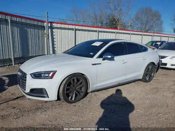 WAUC4CF53JA023531 2018 AUDI S5 - Image 2