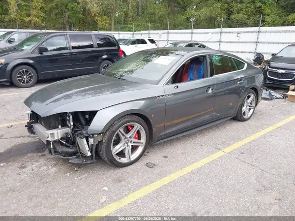 WAUC4CF53KA000834 2019 AUDI S5 - Image 2