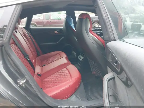 WAUC4CF53KA000834 2019 AUDI S5 - Image 8