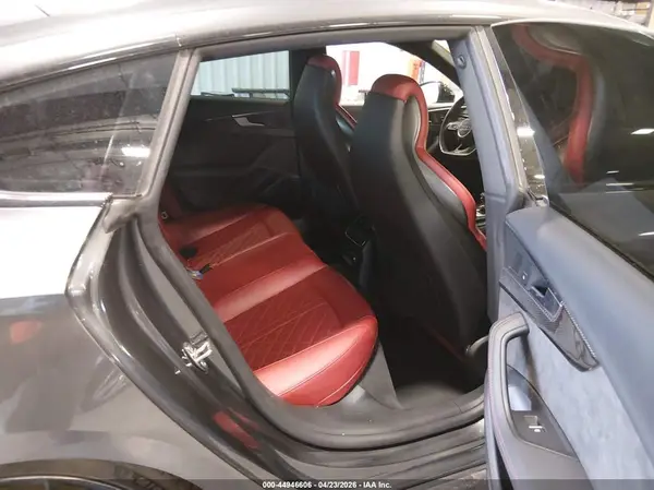 WAUC4CF53KA017763 2019 AUDI S5 - Image 8