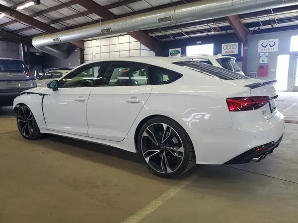 WAUC4CF53LA021586 2020 AUDI RS5 - Image 2