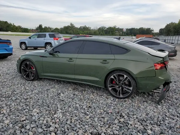 WAUC4CF53NA021381 2022 AUDI S5 - Image 2