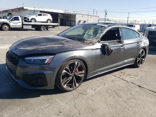 WAUC4CF53NA022434 2022 AUDI RS5 - Image 1