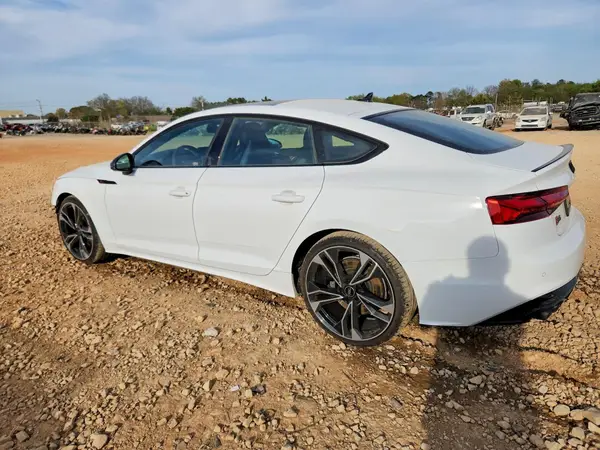 WAUC4CF54SA008652 2025 AUDI RS5 - Image 2