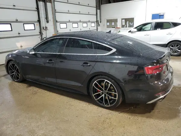 WAUC4CF55JA003751 2018 AUDI RS5 - Image 2