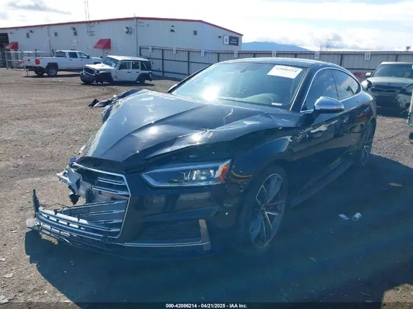 WAUC4CF55JA009825 2018 AUDI S5 - Image 2