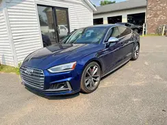 WAUC4CF55JA011381 2018 AUDI S5
