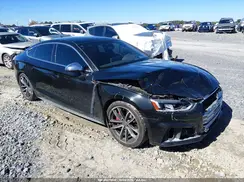 WAUC4CF55JA019271 2018 AUDI S5
