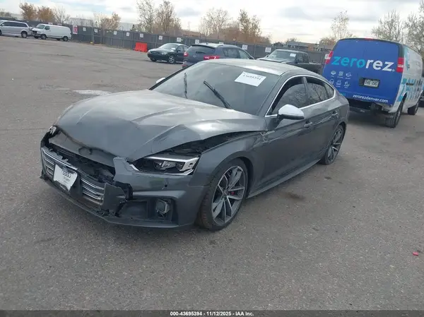 WAUC4CF55JA050004 2018 AUDI S5 - Image 2