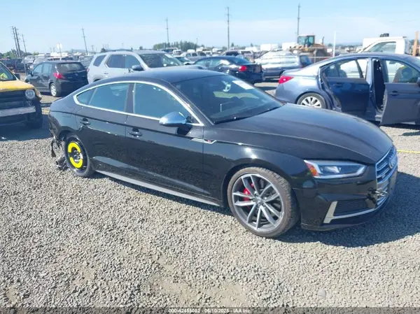 WAUC4CF55JA096724 2018 AUDI S5 - Image 1