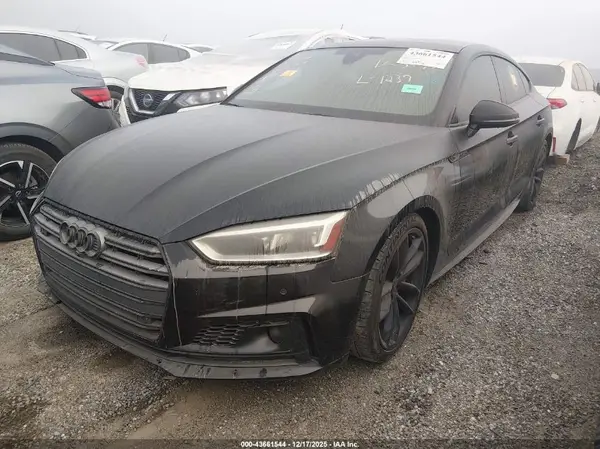 WAUC4CF55JA103476 2018 AUDI S5 - Image 2