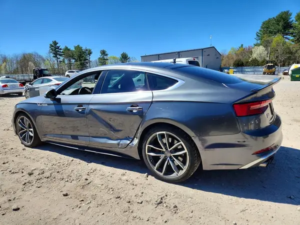 WAUC4CF56JA005878 2018 AUDI RS5 - Image 2