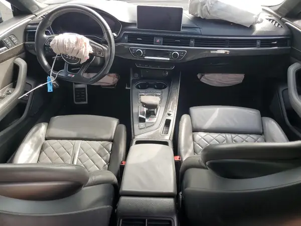 WAUC4CF56JA047211 2018 AUDI RS5 - Image 8